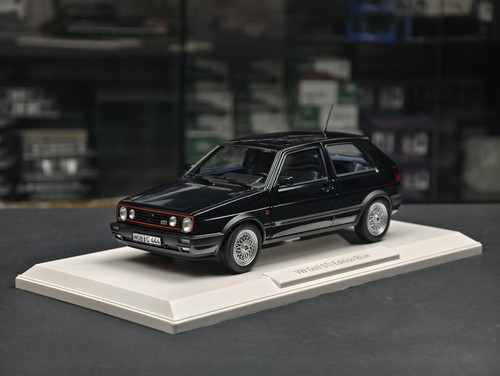 Norev edition blue - 1:18, „edition